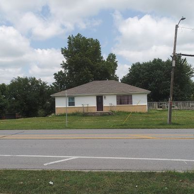 1402 Nashua Rd, Liberty, MO 64068