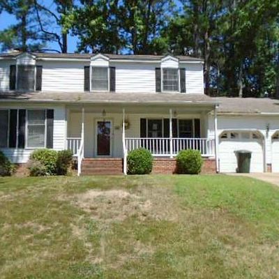 141 Vista Dr, Newport News, VA 23608