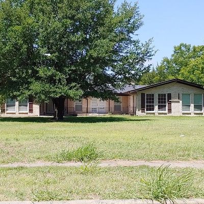 1413 Johns Ave, Lancaster, TX 75134