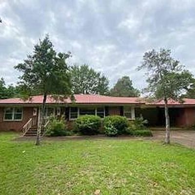 115 Crowson St, Bruce, MS 38915