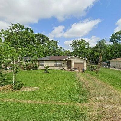 1156 2 Nd St, Clute, TX 77531