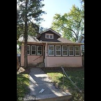 1174 Charles Ave, Saint Paul, MN 55104