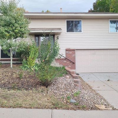 11757 W Jewell Dr, Lakewood, CO 80228