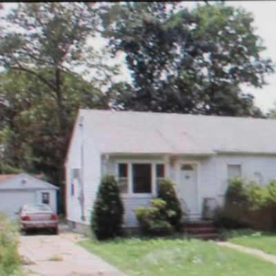 118 Muncy Ave, West Babylon, NY 11704