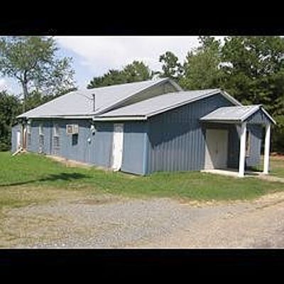 118 W Oak, Cove, AR 71937