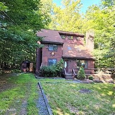 1186 Cobblewood Rd, Newfoundland, PA 18445