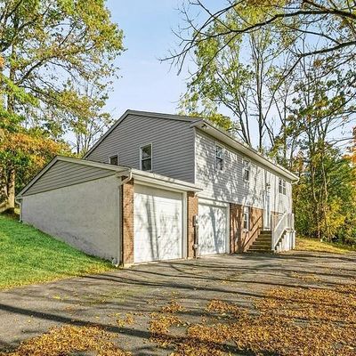 119 E Old State Rd, Sellersville, PA 18960