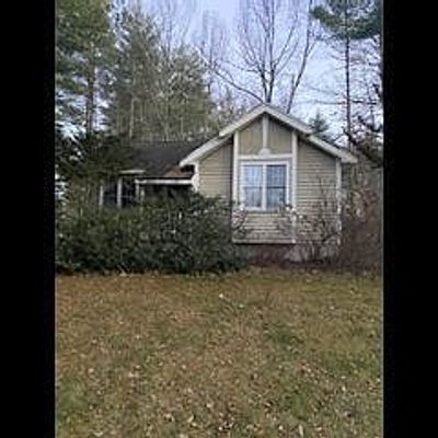 12 Ashley Dr, Milford, NH 03055