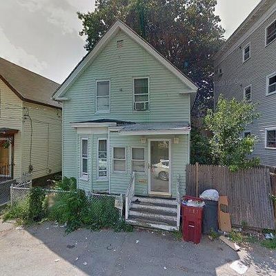12 Chase St, Lowell, MA 01852