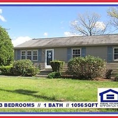 12 Friar Tuck Ln, Oxford, MA 01540