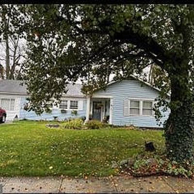 12 Newport Ln, Willingboro, NJ 08046