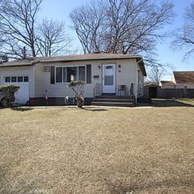 12 Princeton St, Bay Shore, NY 11706