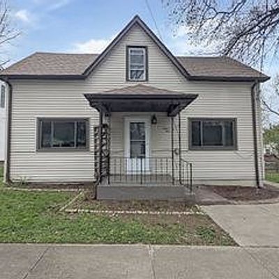 12 W Ash St, New Baden, IL 62265