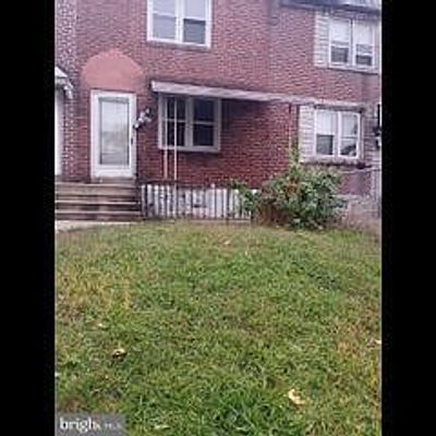 122 Spring Valley Rd, Darby, PA 19023