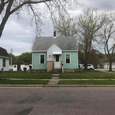 1227 N Jefferson St, New Ulm, MN 56073