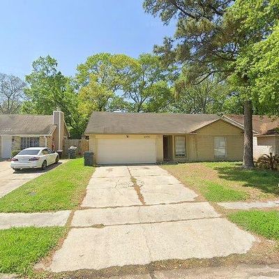 12311 Kings Chase Dr, Houston, TX 77044