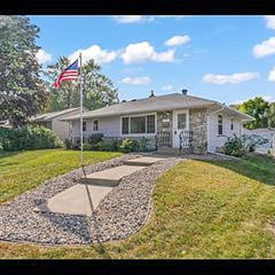 1243 Oakdale Ave, Saint Paul, MN 55118