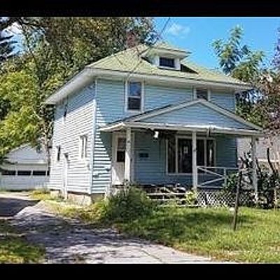 16 Roberts St, Adams, NY 13605