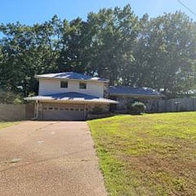 17 Lance St, Batesville, AR 72501