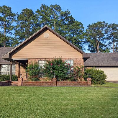 170 Spring Creek Dr, Pineville, LA 71360