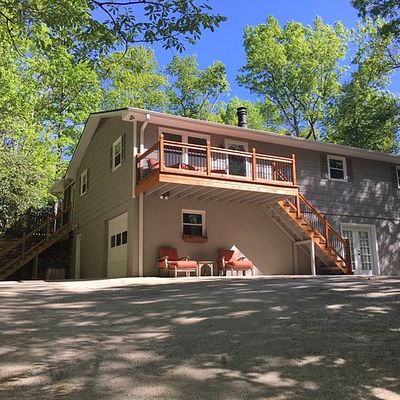 175 Memorial Park Dr, Black Mountain, NC 28711