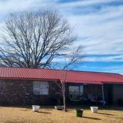 177 Pecan St, Rolling Fork, MS 39159