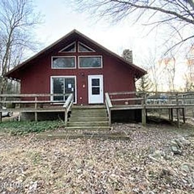 177 Winding Hill Rd, Pocono Pines, PA 18350