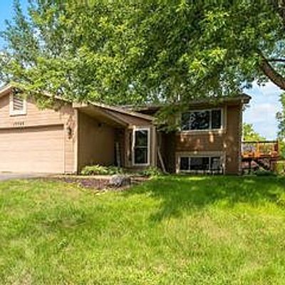 17723 Iceland Trl, Lakeville, MN 55044