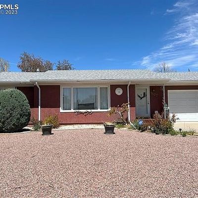 1807 Mackenzie Rd, Pueblo, CO 81001