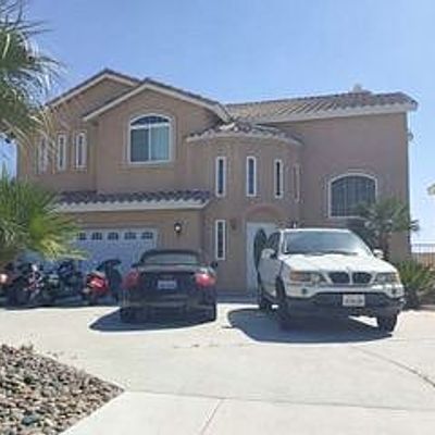 18105 Lakeview Dr, Victorville, CA 92395