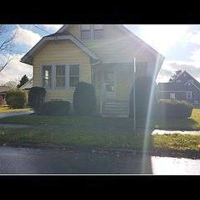 1425 Goodrich Ave, Utica, NY 13502