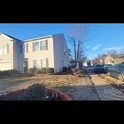 1434 Waterlily Ln, Charlotte, NC 28262