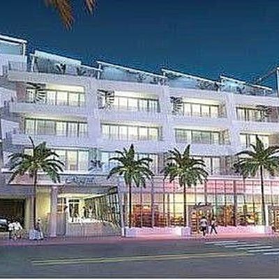 1437 Collins Ave, Unit 203, Miami Beach, FL 33139