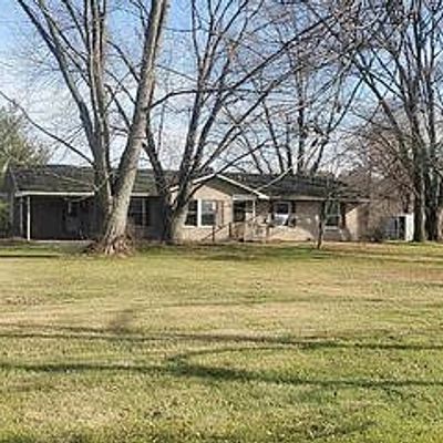 1442 S Wessell Rd, Vincennes, IN 47591