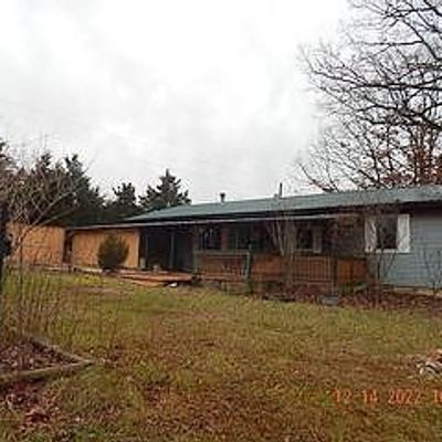 14467 Worth Ln, Plato, MO 65552