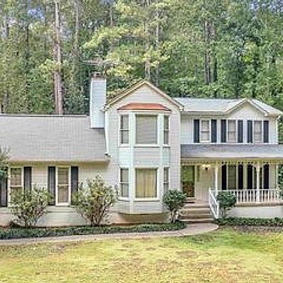 145 Red Oak Dr, Fayetteville, GA 30214