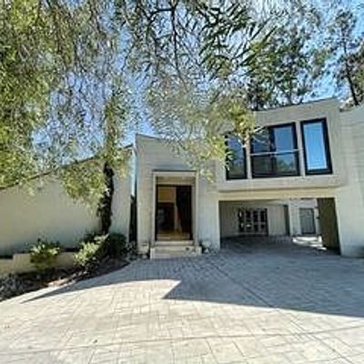 1465 Donhill Dr, Beverly Hills, CA 90210