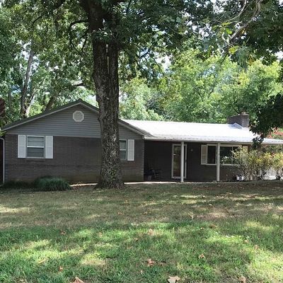 150 Memorial Dr, Maryville, TN 37803