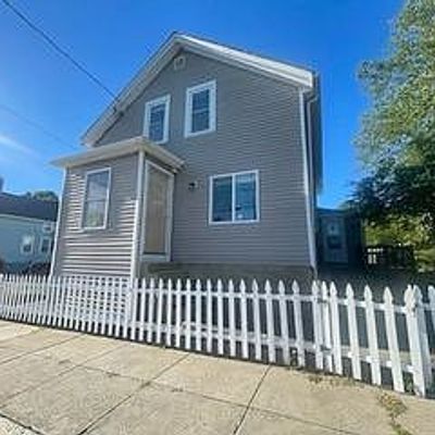 1502 Slade St, Fall River, MA 02724