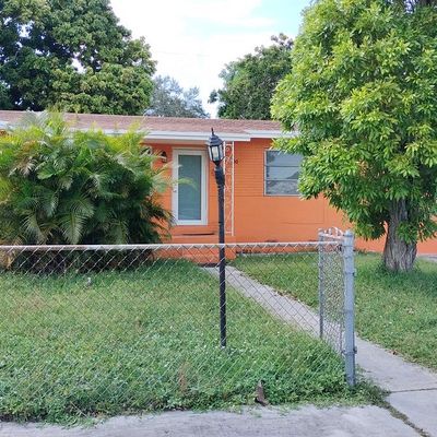 15300 Nw 32 Nd Ct, Opa Locka, FL 33054