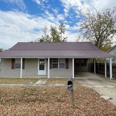 205 White Row Ave, Gideon, MO 63848