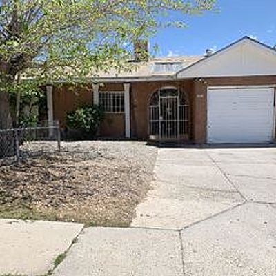 208 64 Th St Sw, Albuquerque, NM 87121