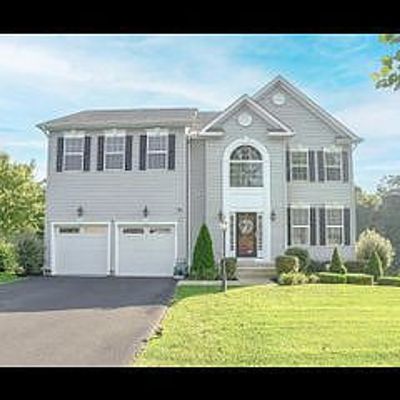 208 Finch Dr, Prince Frederick, MD 20678