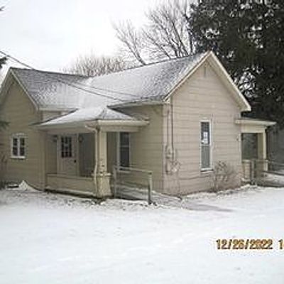 210 N Main St, Kennard, IN 47351