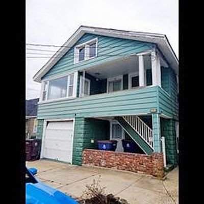 211 N Sacramento Ave, Ventnor City, NJ 08406