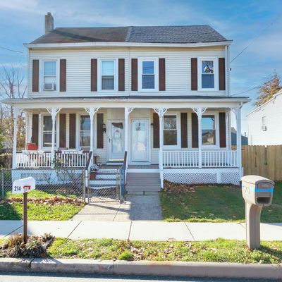 212 Washington St, Fieldsboro, NJ 08505