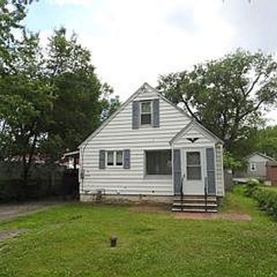 213 Ridge Ave, Liverpool, NY 13088