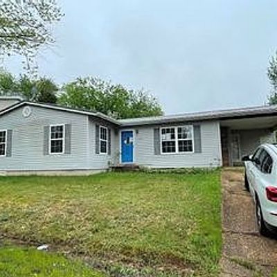 214 Hawthorne St, Steelville, MO 65565