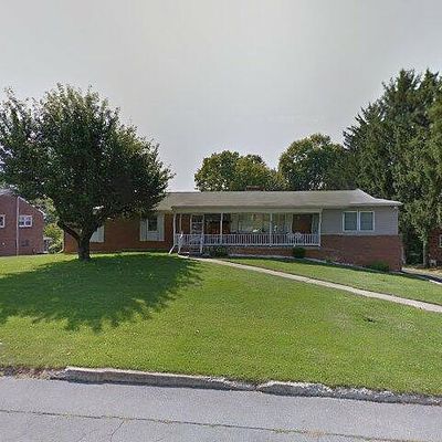 215 Division Ave, Hagerstown, MD 21740
