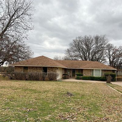 215 Rambling Oaks Rd, Graham, TX 76450